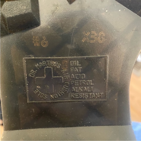 Dr Martens Air Wair Boots NWOT Size 8 Platform Bex - Picture 9 of 9